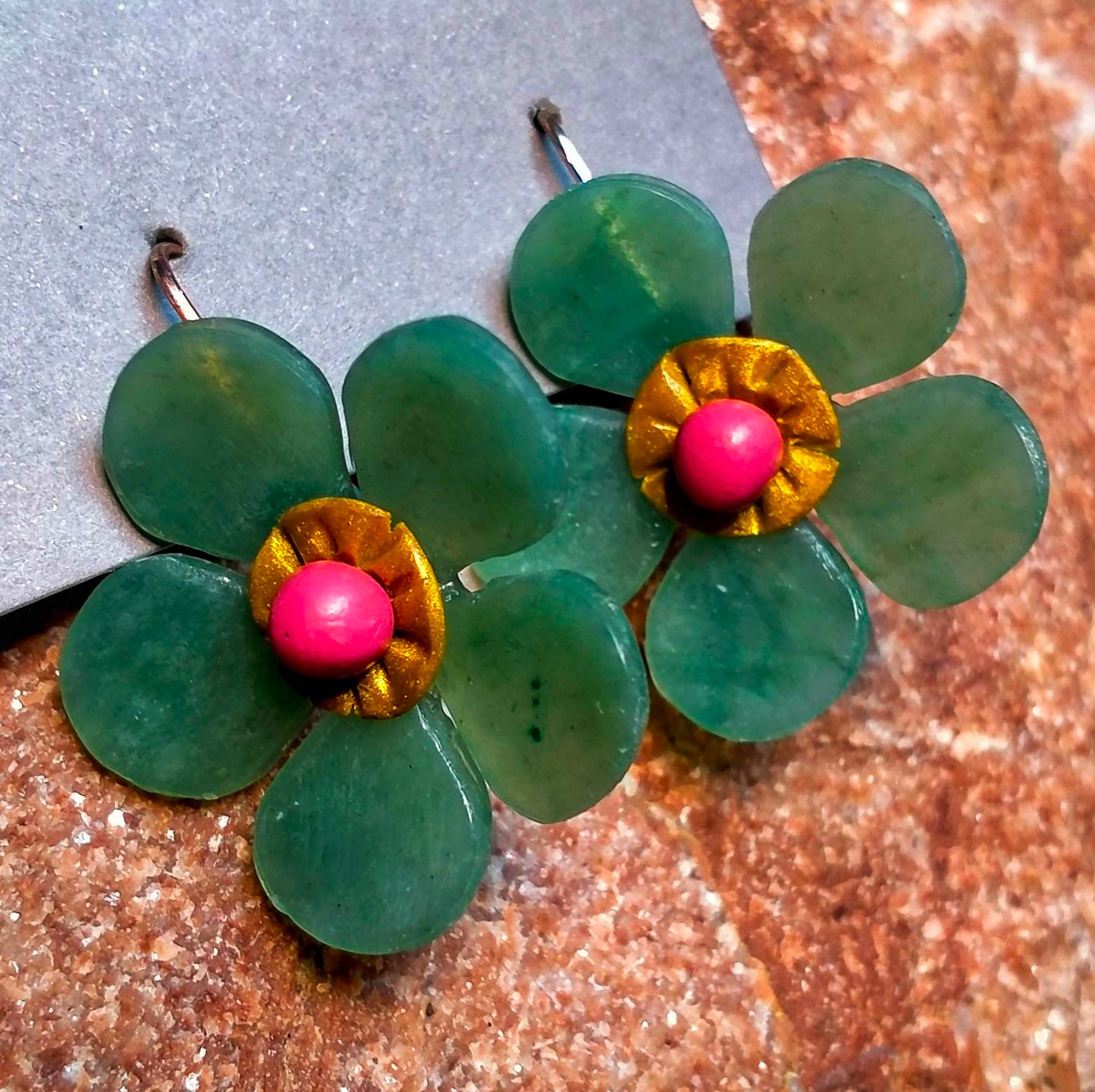 Boucles d'Oreilles "Fleur Verte" - Argile Polymère Vert d'Eau Ultra-Légères
