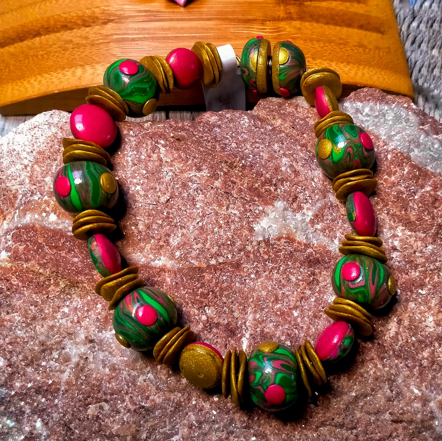 Bracelet "Aurore" - Perles Argile Polymère Rose Vert Or Fermoir Aimanté