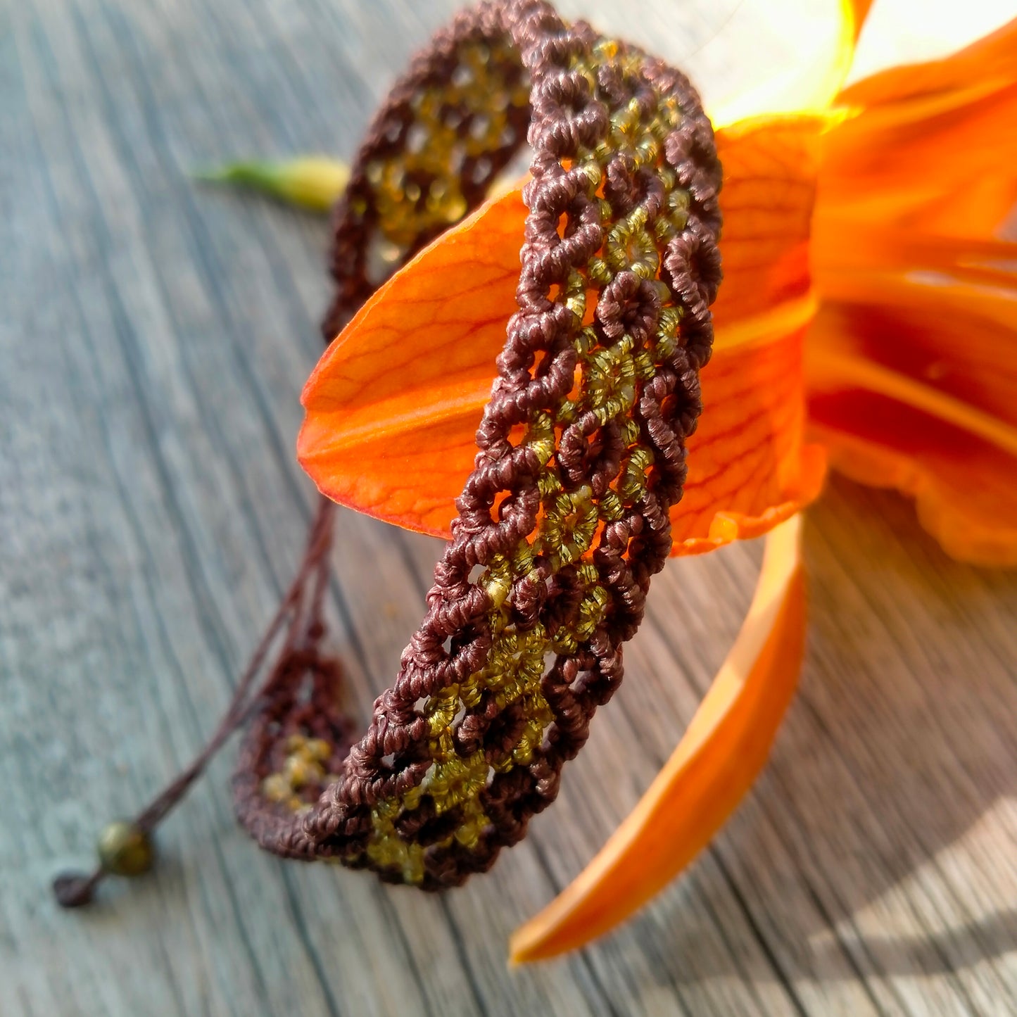 Bracelet "Terra" - Macramé Marron et Or - Fermoir Réglable