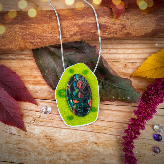 Collier "Amélie" - Pendentif Argile Polymère Vert - Au Gré des Idées
