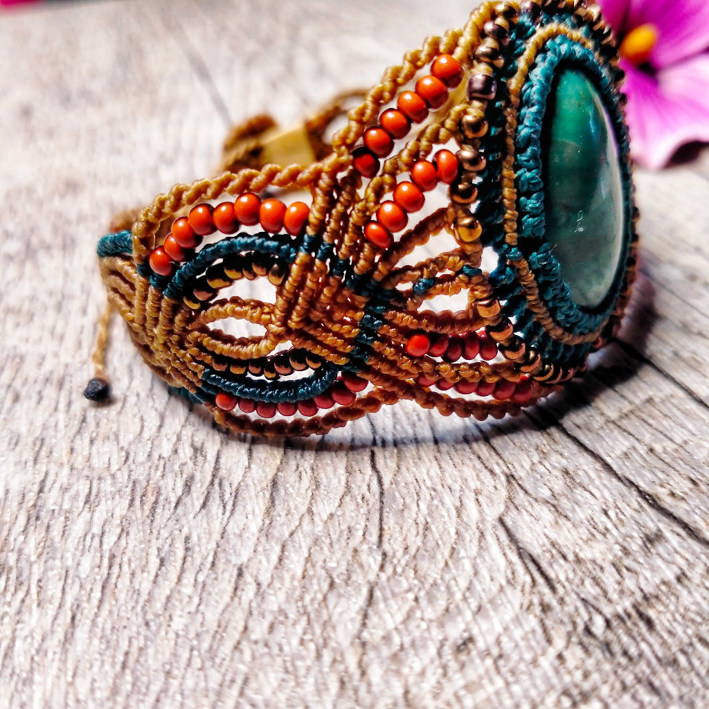 Bracelet "Léna" - Macramé Vert Canard Camel - Au Gré des Idées