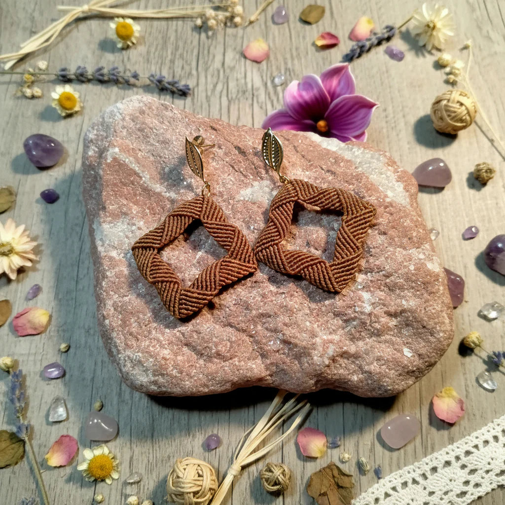 Boucles d'Oreilles "Camel" - Macramé Moderne