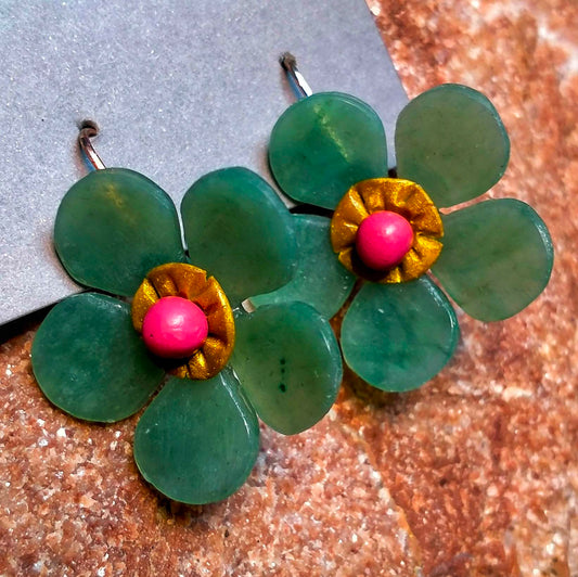 Boucles d'Oreilles "Fleur Verte" - Argile Polymère Vert d'Eau Ultra-Légères