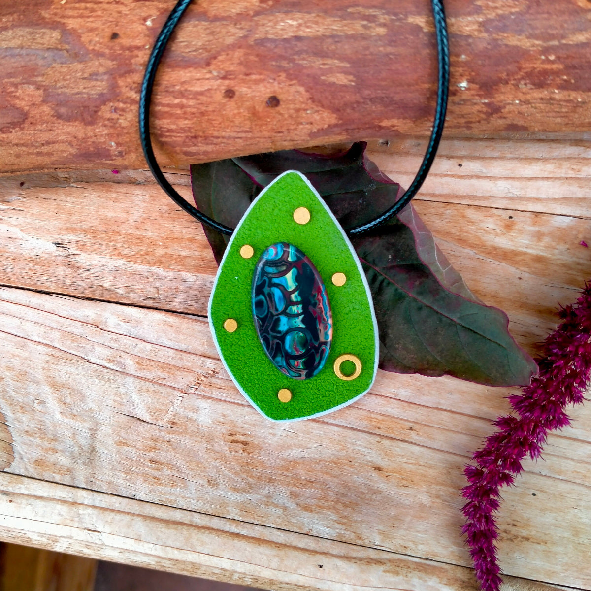 Collier "Olivia" - Pendentif Polygonal Argile Polymère - Au Gré des Idées